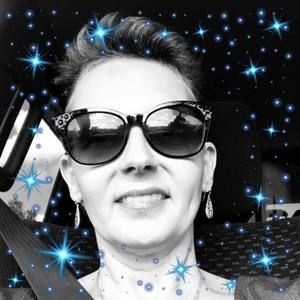 Meet your Posher, Christy